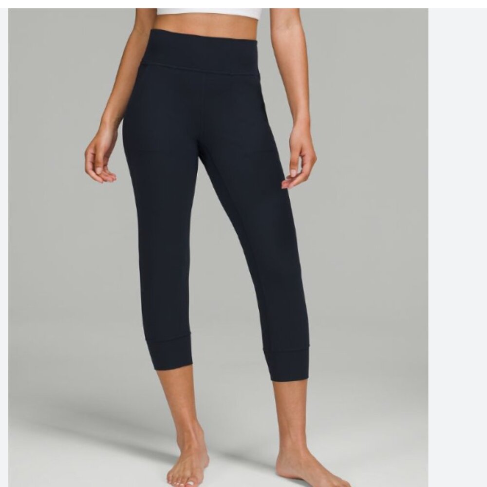 Lululemon seamless cropped leggings 21" black